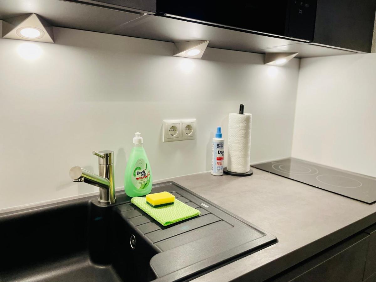 Klassen Stay - Exklusives Apartment Am Hbf - Kueche, Netflix, Kingsizebett Coblenza Exterior foto